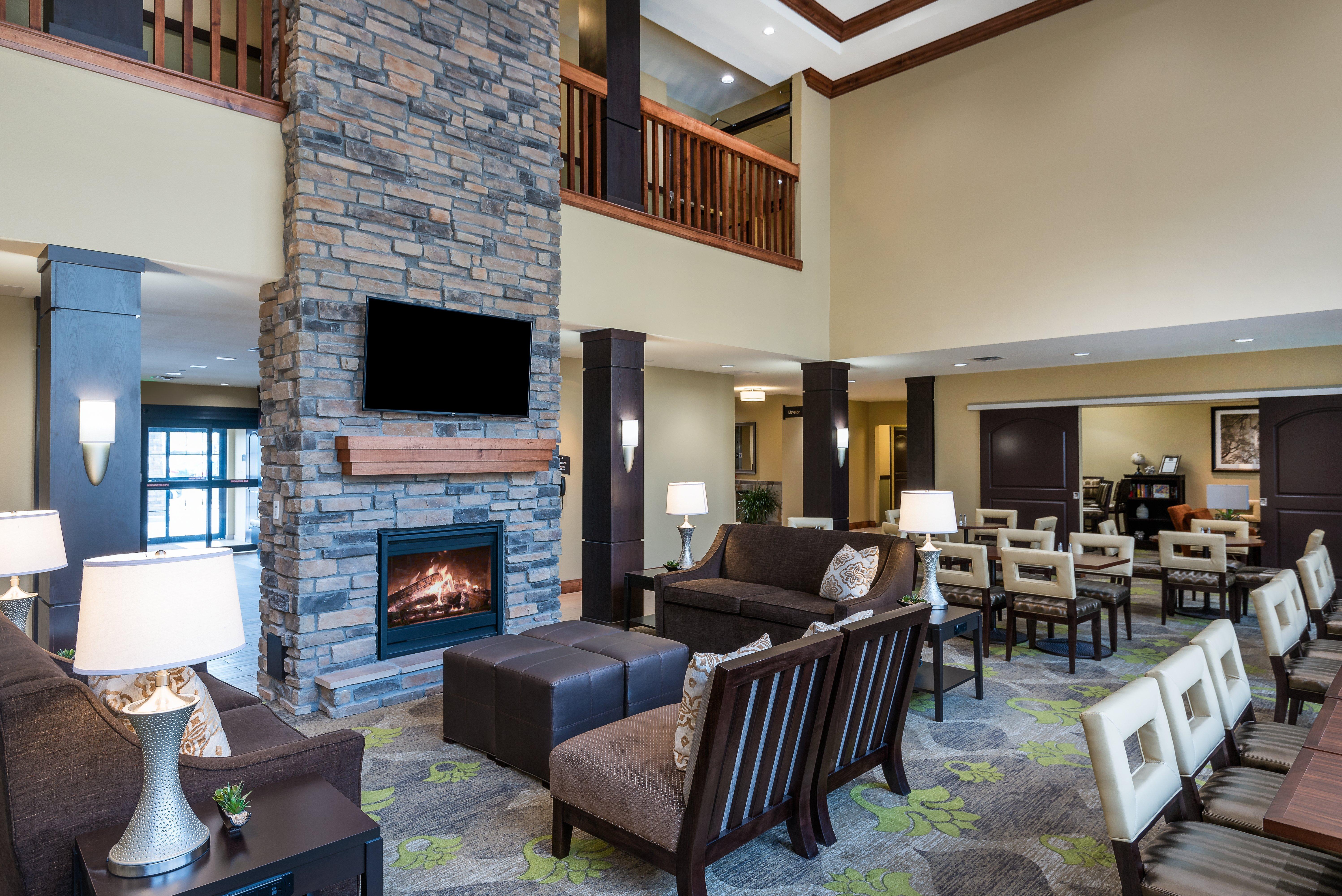 Staybridge Suites Eau Claire - Altoona By Ihg Buitenkant foto