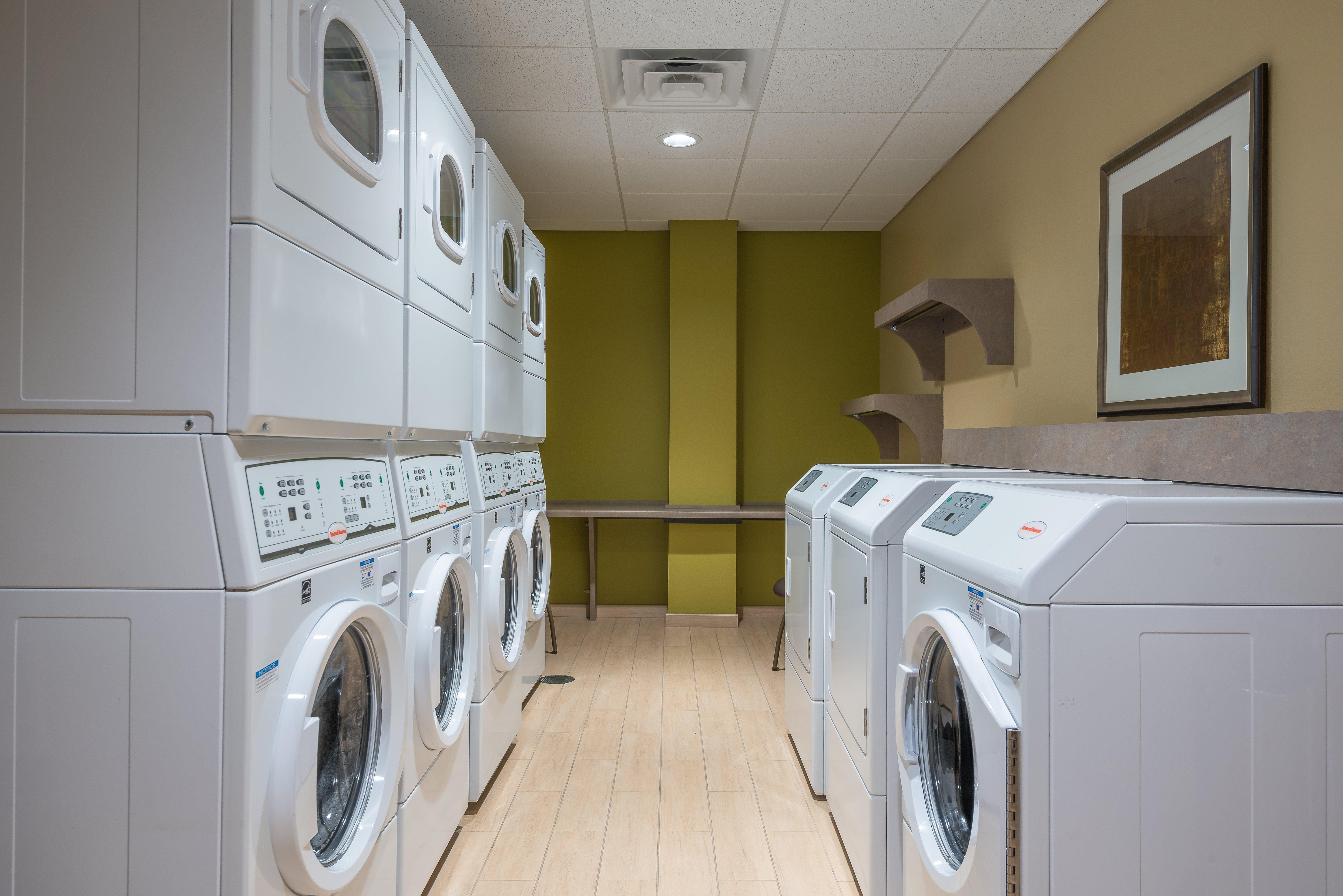 Staybridge Suites Eau Claire - Altoona By Ihg Buitenkant foto